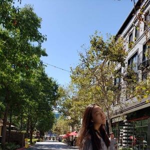 Meet your Posher, Soojeong